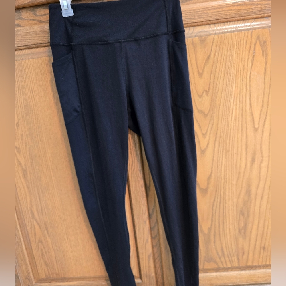 VS workout leggings size 10